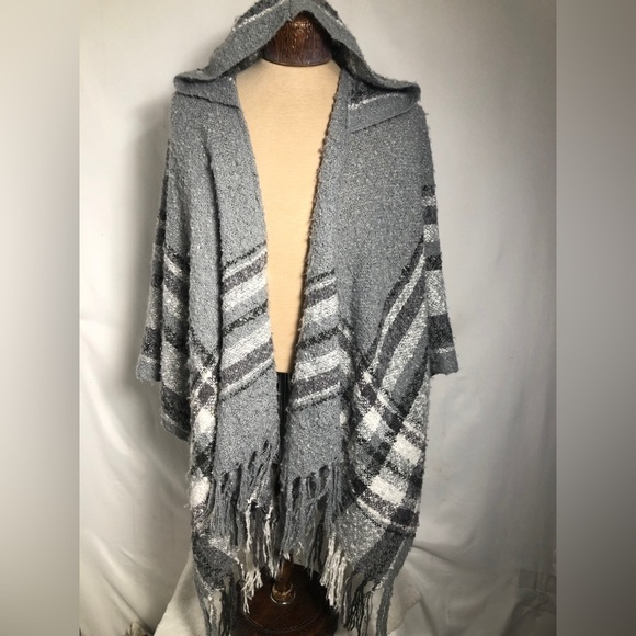 Kismet Sweaters - Womens Grey Shawl. One Size. Kismet. Womens Grey Shawl. One Size. Kismet.
